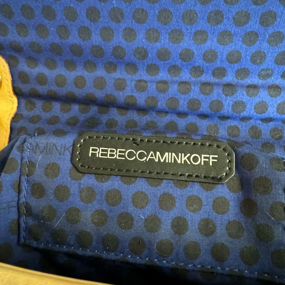 Rebecca Minkoff - Fold over quilted leather cream bag with Gold chain straps